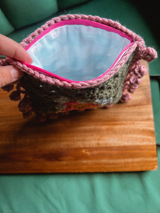 The GRĖNHŌUSE Skincare Bag