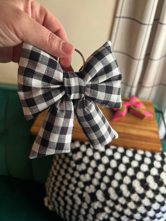 Bow Chapstick Holder